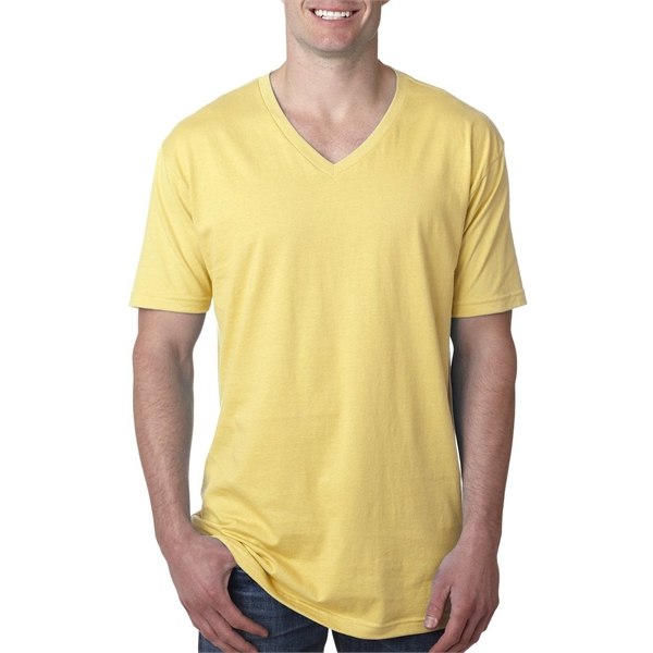 Next Level Apparel Men’s Cotton V